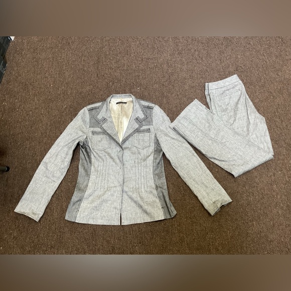Womens Elie Tahari Grey Blazer & Pants Suit Set - Blazer Size 8, Pants Size 4 - Picture 7 of 16